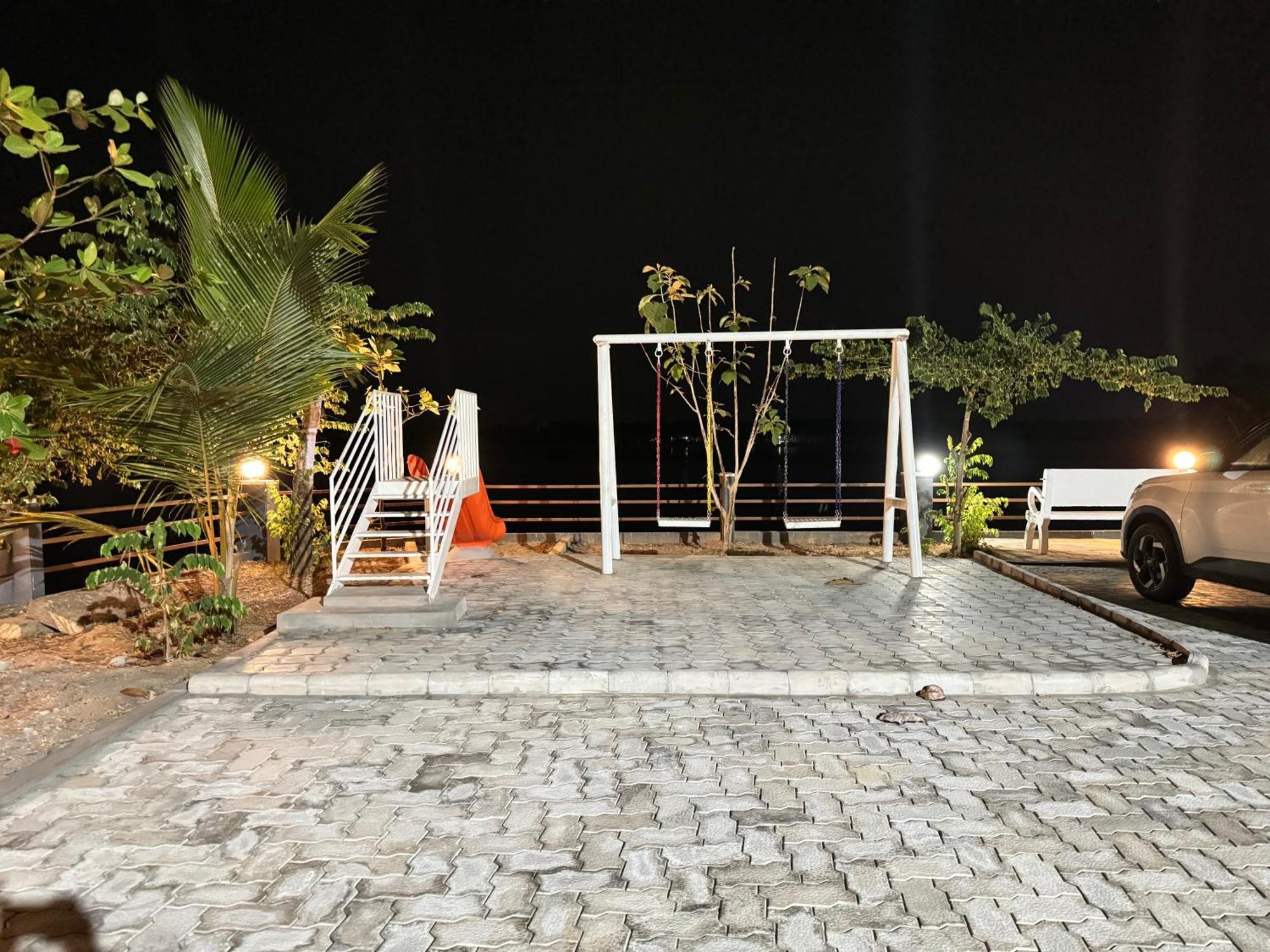 The Backwater Homestay Udupi Exterior foto